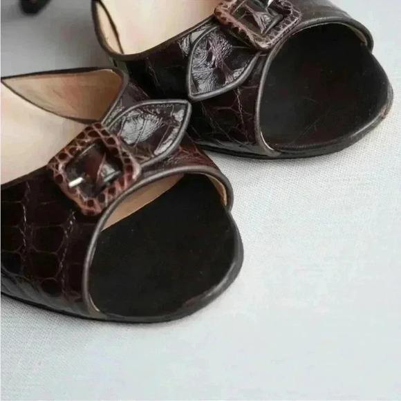 Manolo Blahnik Brown Croc Embossed Peep Toe Pumps - Picture 4 of 8